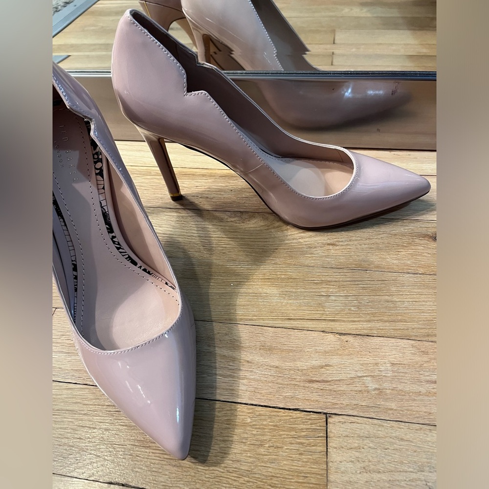 Ted Baker London Orlinay Nude Pink Dress Pumps - Picture 4 of 9